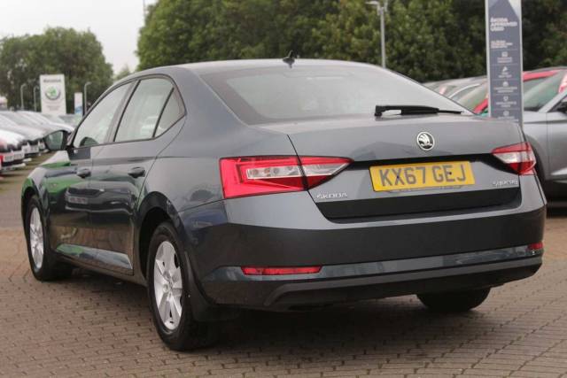 2017 Skoda Superb 1.6 TDI S Hatchback