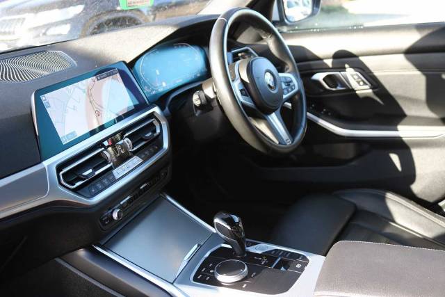 2021 BMW 3 Series 2.0 (184bhp) 320i M Sport Auto