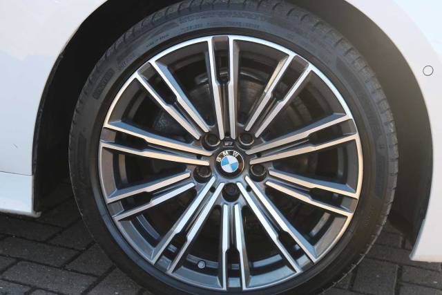 2021 BMW 3 Series 2.0 (184bhp) 320i M Sport Auto